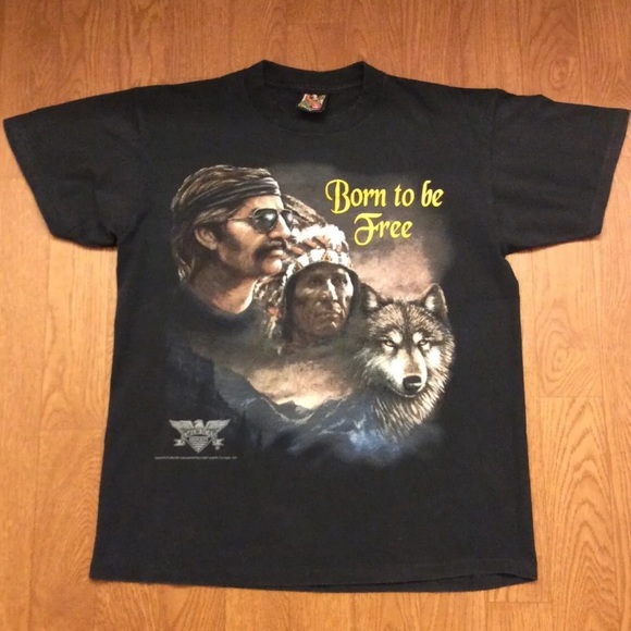 Vintage 3D Emblem T-Shirt. - Picture 1 of 5